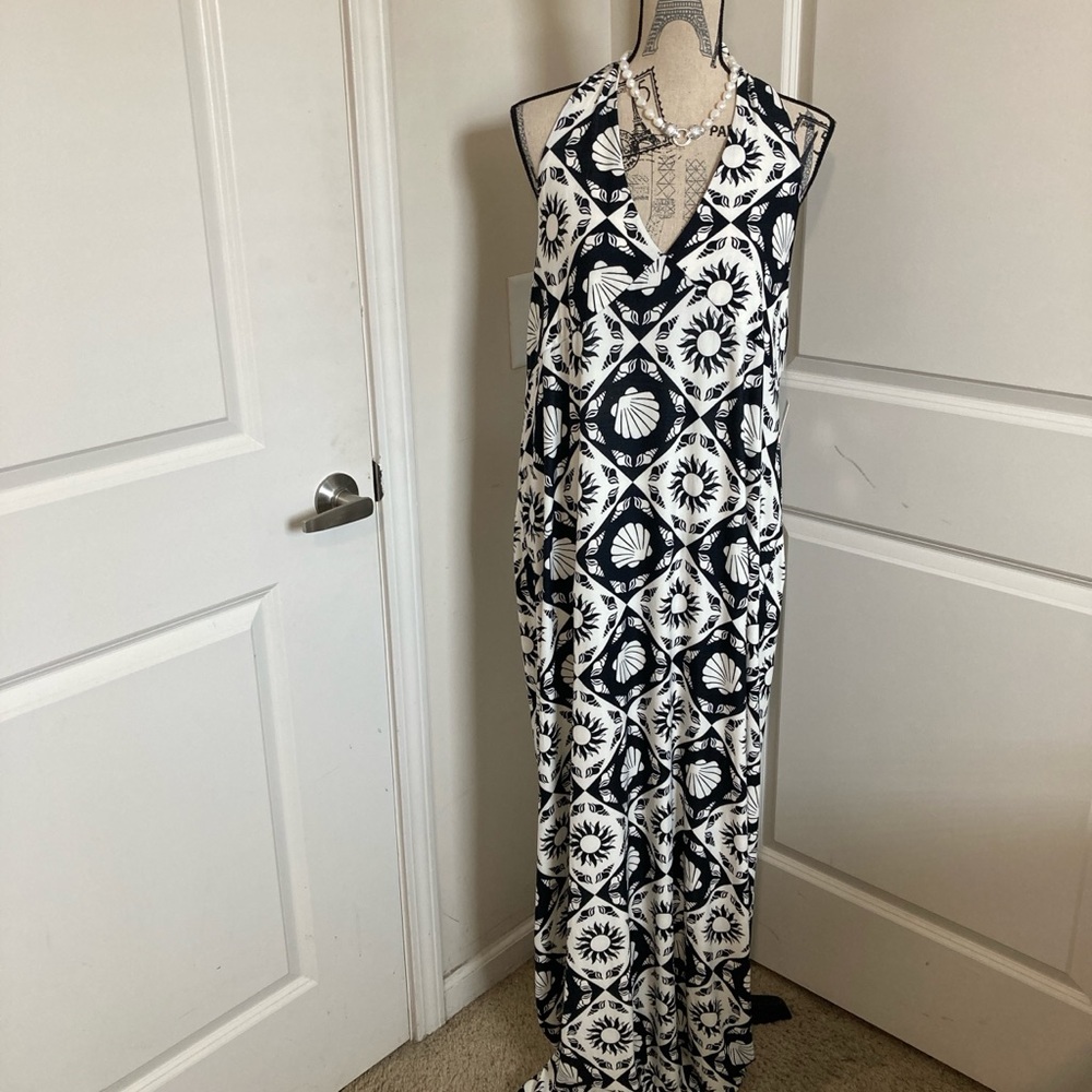Derek Heart Black and White Seashells Print Maxi Halter Dress Plus Size